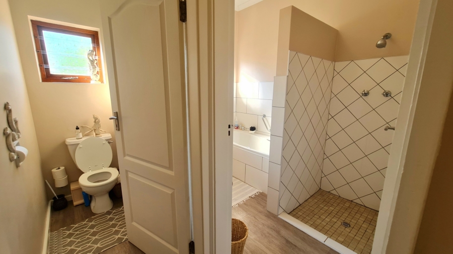 3 Bedroom Property for Sale in Upper Robberg Western Cape